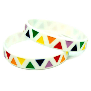 Straight-Pride Armband Weiß + regenbogen Pyramieden 12mm
